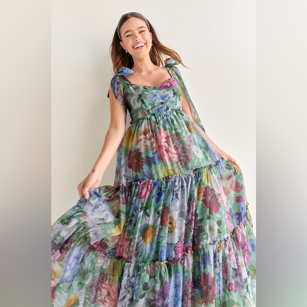 BRAND NEW! Alahna Tie Strap Sage Floral Maxi Dress  Sage Green